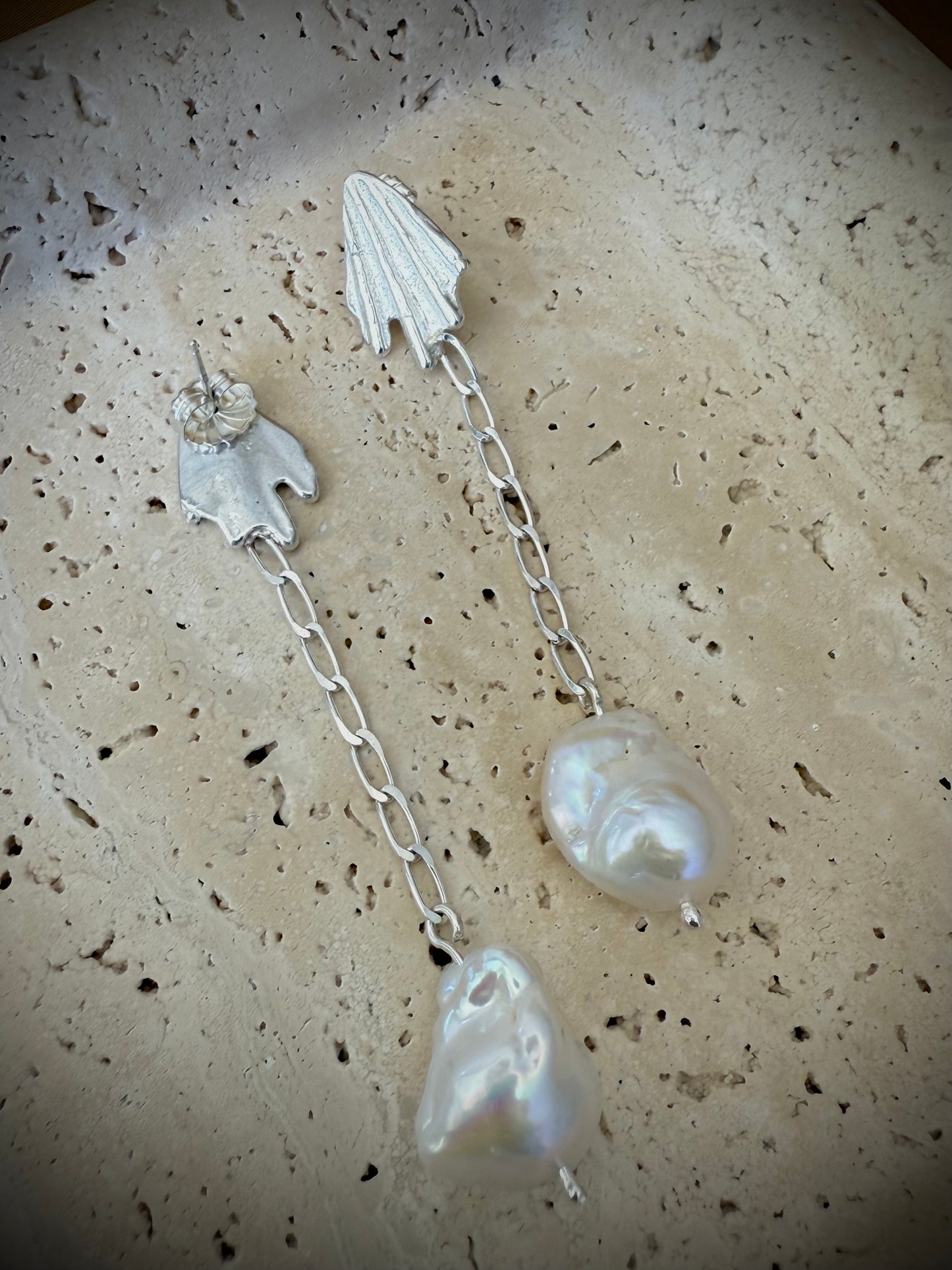 Tidal treasure - earring