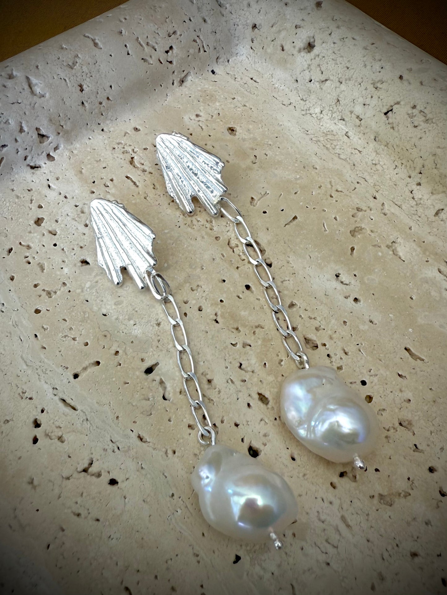 Tidal treasure - earring